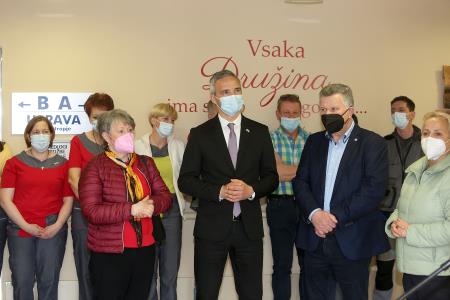 MINISTER JANEZ CIGLER KRALJ NA DELOVNEM OBISKU DEOS 25 FOTO LJUBO VUKELIČ